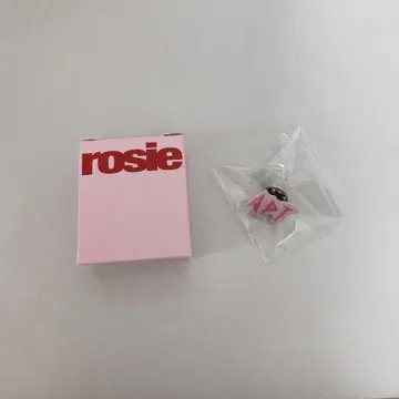 rosie popup 시크릿 핀 배지