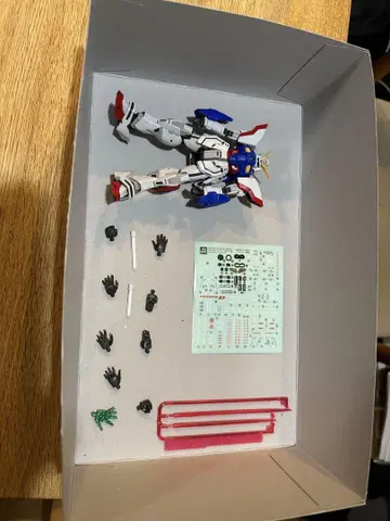 RG 샤이닝 건담 조립 완료