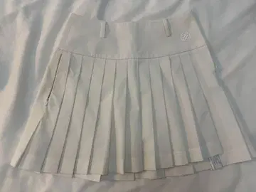 G/FORE 화이트 플리츠 스커트