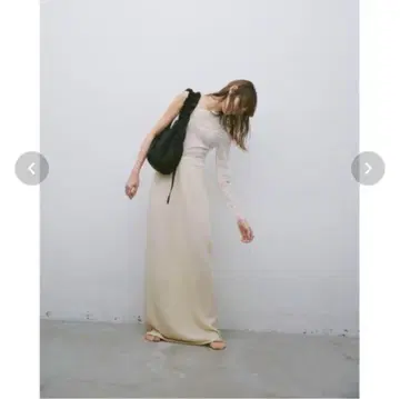 개더 핸들 새틴 숄더 / 볼륨 원핸들 숄더