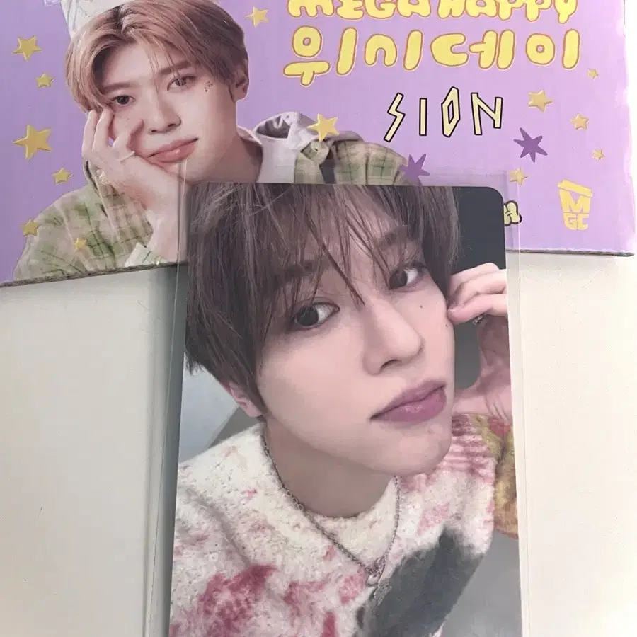 Buy NCT Signed albums, Rare photocards on Bunjang!