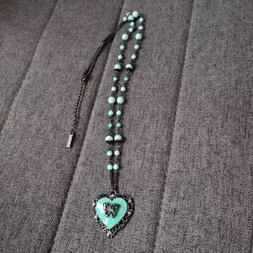 ANNA SUI 하트 모양 목걸이