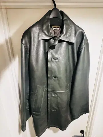 YOKE Cut-Off Leather Car Coat