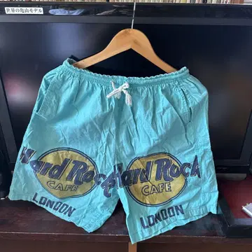 Hard Rock CAFE 로고 숏팬츠 / 구제 하프 팬츠