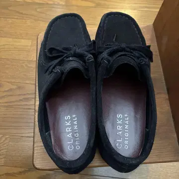 CLARKS ORIGINALS/왈라비/블랙/스웨이드 /23.5cm