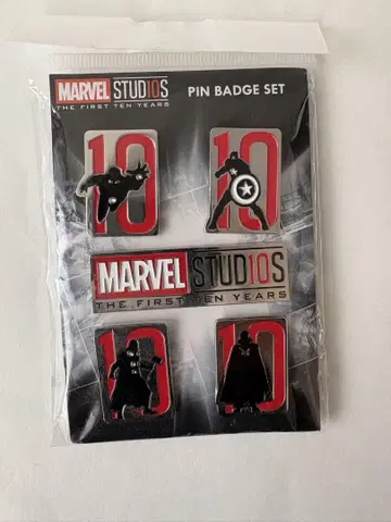 MARVEL 10주년 기념 마블 핀 배지 세트