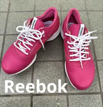 컨디션 최상 리복 슬림 레그 스니커즈 여성용 24cm 이지톤