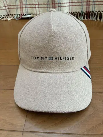 TOMMY HILFIGER 베이지 캡