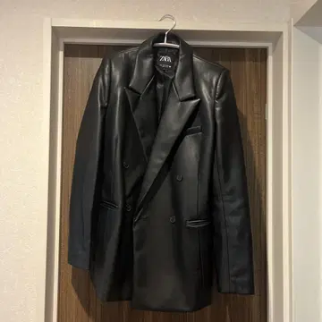 ZARA 블랙 더블 브레스트 자켓 S