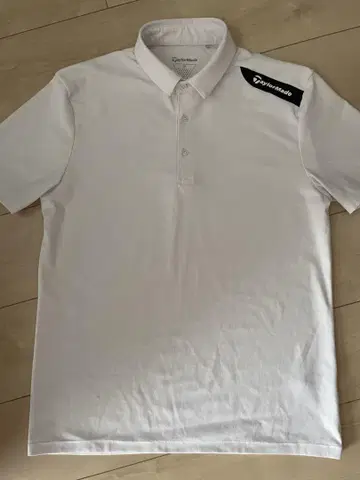 TaylorMade 화이트 피케 셔츠 사이즈 M