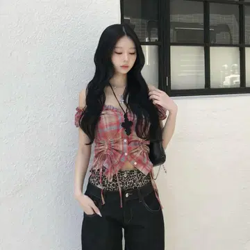 emmy 더블 셔링 프릴 블라우스 체크