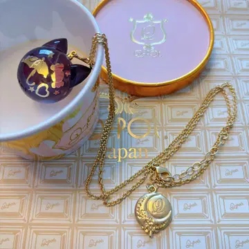 q-pot. 세일러문 루나p 캔디 볼 목걸이