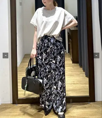와이드 팬츠 아줄바이마우지 패턴 팬츠