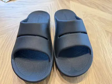 Oofos 블랙 샌들 26cm