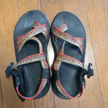 Chaco size M7 약 15년 전 모델.