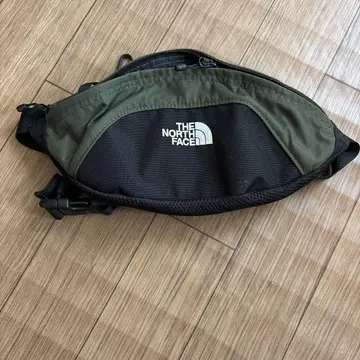 THE NORTH FACE 바디백 올리브 그린
