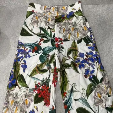 ZARA WOMAN 꽃무늬 보타니컬 와이드 팬츠 컨디션 최상