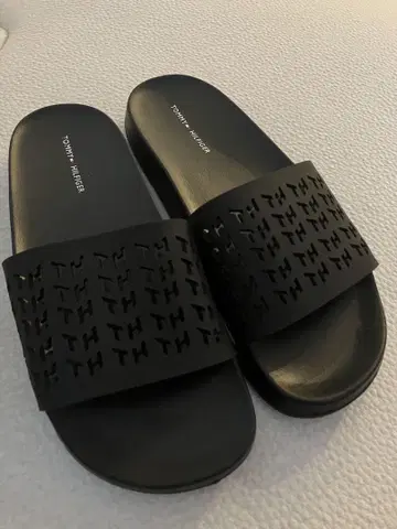 TOMMY HILFIGER 샌들 샤워샌들 블랙 8M