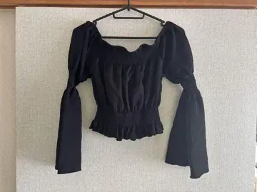 오프숄더 블랙 베어탑