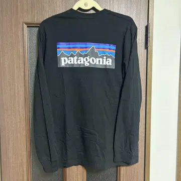 patagonia 블랙 긴팔 티셔츠 M