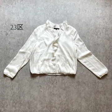 23KU 니쥬산쿠 카라 프릴 블라우스 화이트 38