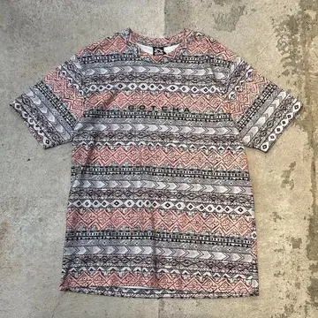 새상품 빌라봉 티셔츠 Billabong Halfrack Tee M