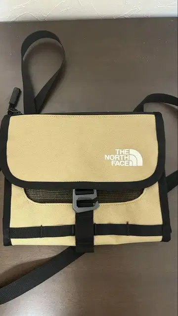 THE NORTH FACE 베이지 숄더백