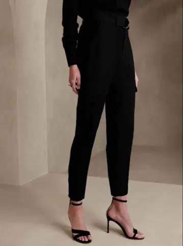 BANANA REPUBLIC 하이 라이즈 슬림핏 카고 팬츠 블랙
