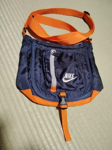Nike 스포츠 웨어 숄더백