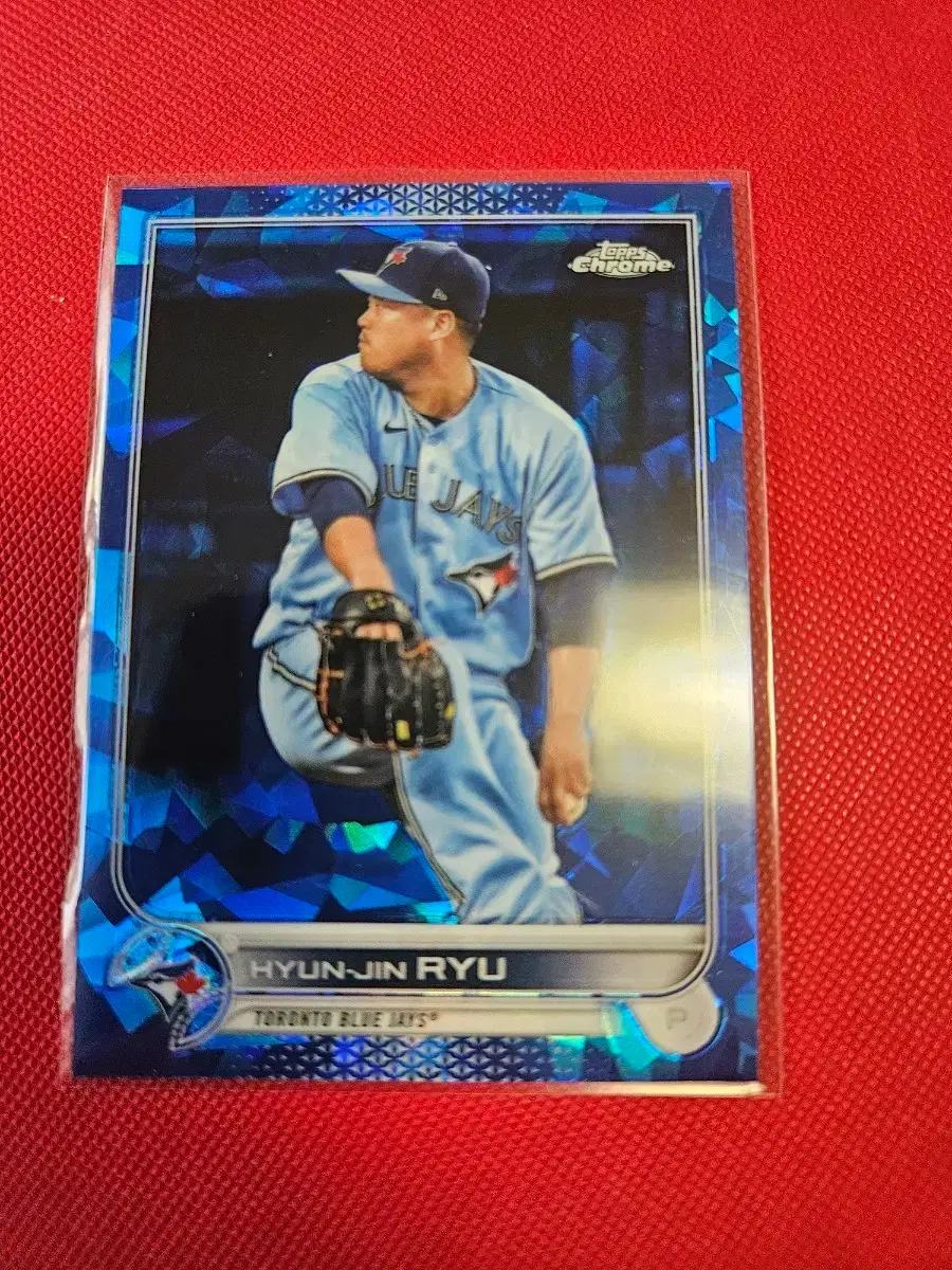 류현진 2022 Topps Chrome 블루 사파이어 카드
