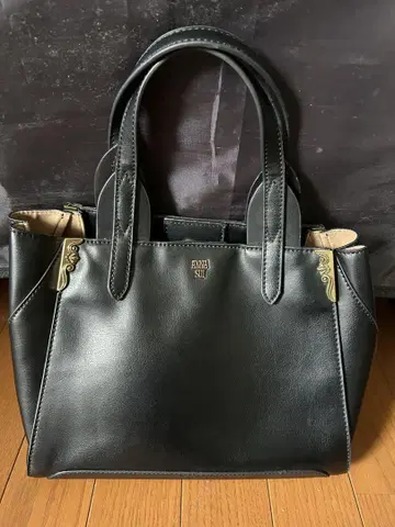 ANNA SUI 블랙 핸드백