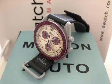 Swatch Mission to Pluto 명왕성