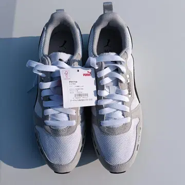 푸마 스니커즈 R78