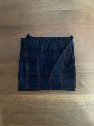 Spick&Span 스픽 앤 스팬 슬리브리스