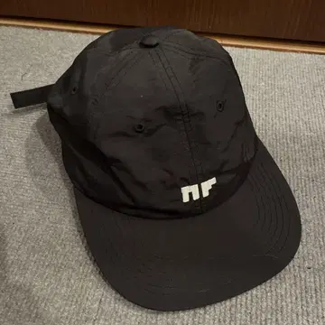 NF 블랙 캡 사카낙션