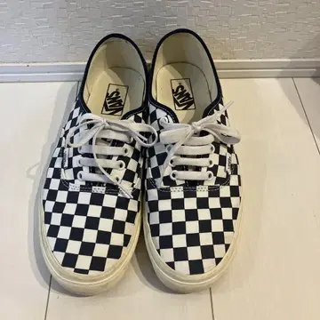 VANS 반스 어센틱