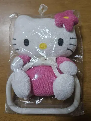 헬로키티 타월 행거