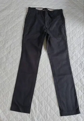 BANANA REPUBLIC 그레이 치노 팬츠