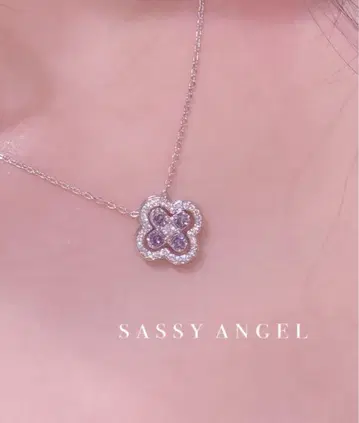 SASSY ANGEL 꽃 모양 목걸이 퍼플