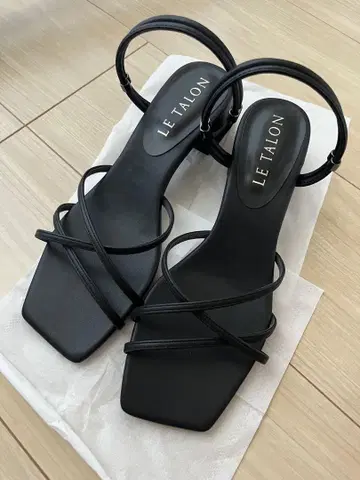 [ LE TALON ] 3.5cm 스퀘어 2WAY 샌들