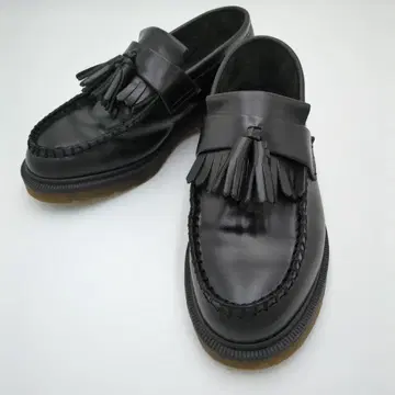 컨디션 최상 Dr.Martens ADRIAN 태슬 로퍼 UK4 23cm