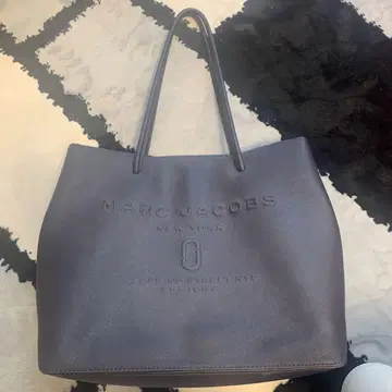 MARC JACOBS 네이비 토트백