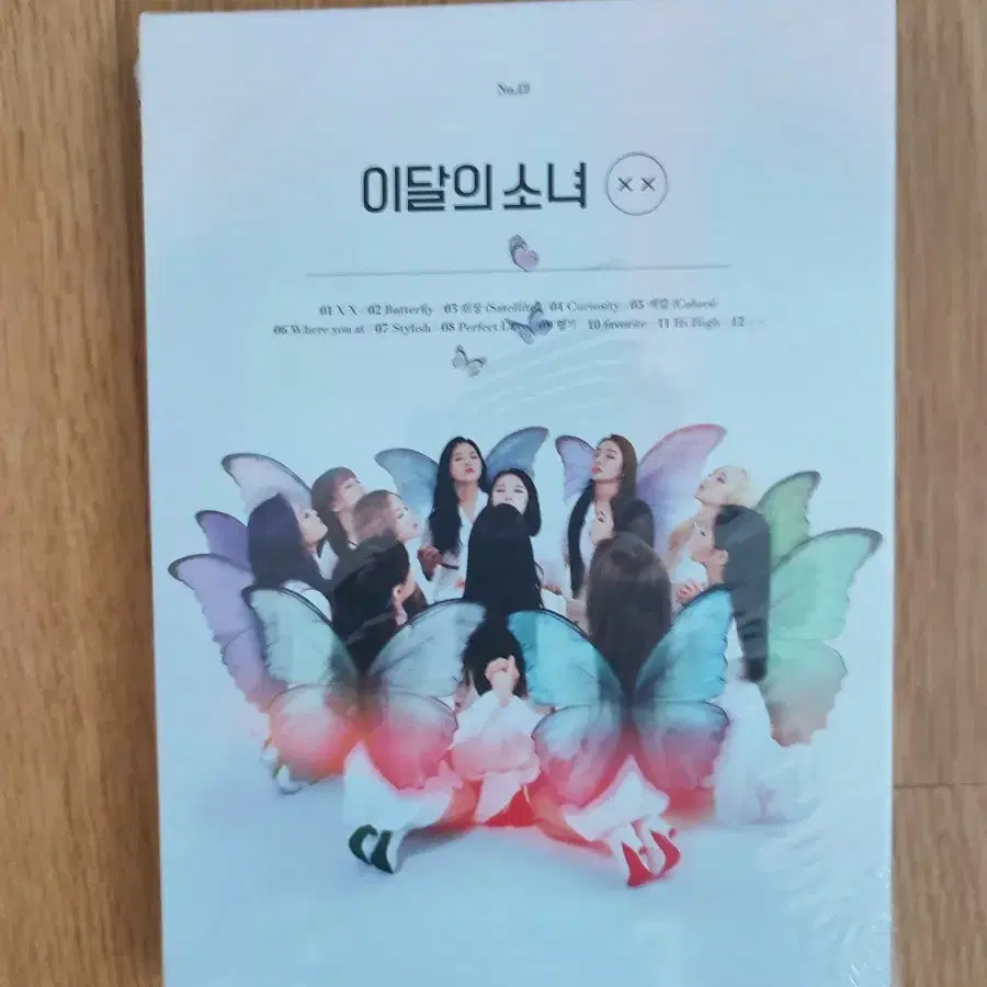 LOONA 이달의 소녀 XX　CD 이달의 소녀 – [ x x ] – CD (A Version, Album, Limited