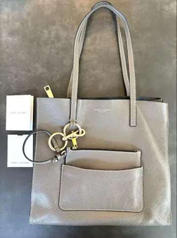 MARC JACOBS 더 볼드 그라인드 EW 쇼퍼 토트백