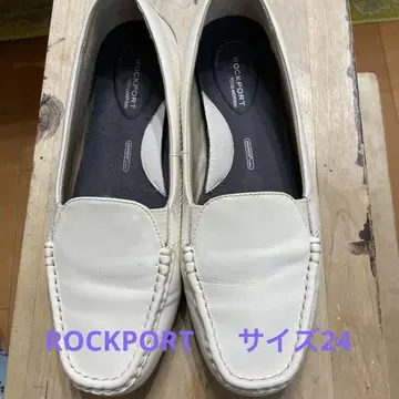 ROCKPORT 화이트 가죽 로퍼