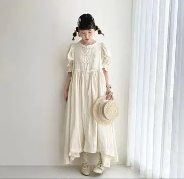 프릴 퍼프 슬리브 원피스 드레스