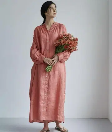 [ 24SS 새상품급 ] 어반 리서치 도어스 린넨 개더 원피스 핑크