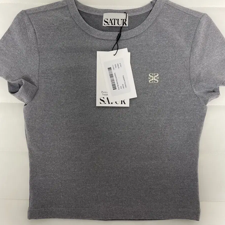 ★SATUR★ W Essential Basic Logo Short Sleeve T-Shirt Cream SATUR | (W) Essential Basic Logo T-Shirt | Yeogi kr | 韓國