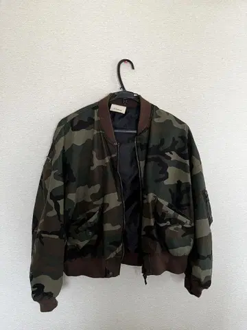 reformed / 리폼드 CASTRO JAMPER CAMO