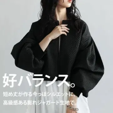 노카라 블랙 자켓 볼륨 슬리브 숏 자켓 자카드